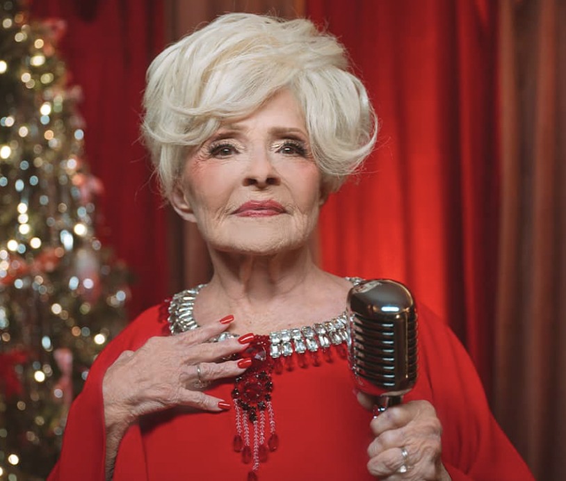 Brenda Lee Performs Her No. 1 Hit, “Rockin’ Around The Christmas Tree ...