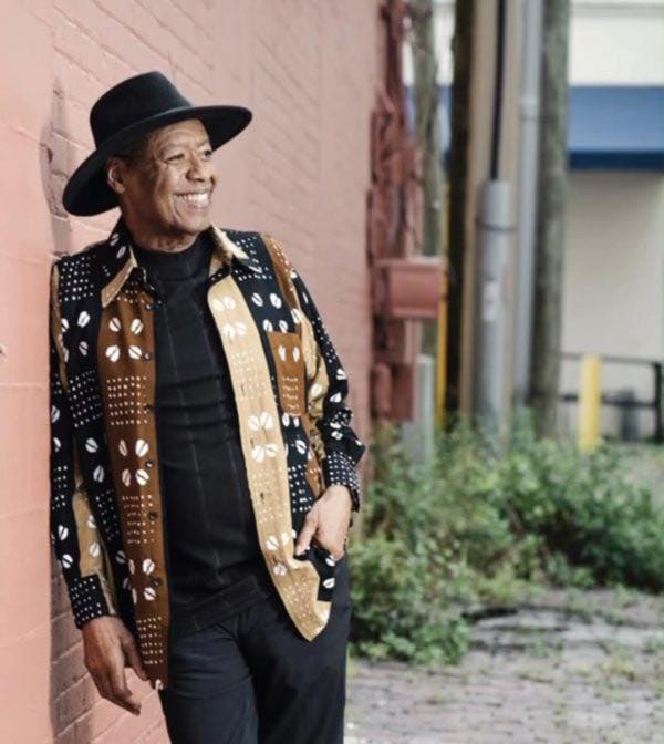 Ron Kenoly Dies at 81; Here's Our Review of 5 of His Biggest Worship Songs