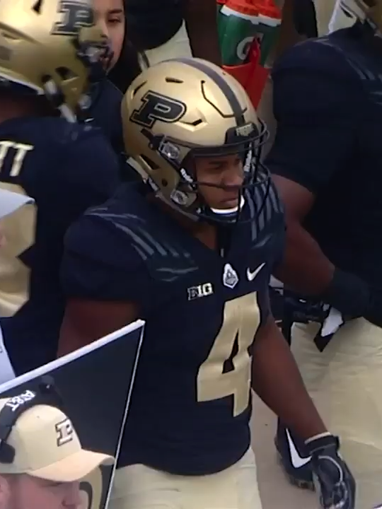 By FOX Sports - YouTube: https://www.youtube.com/watch?v=mFseeuoyBAs – View/save archived versions on archive.org and archive.today (1:28), CC BY 3.0