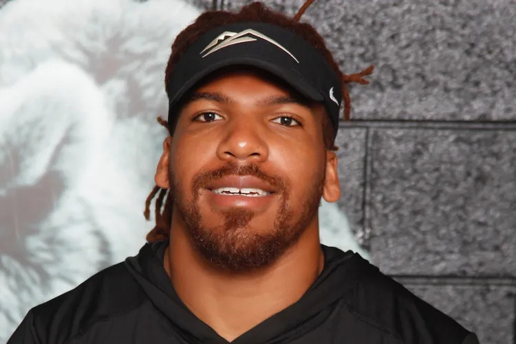 Security Guard Hailed as Hero After Being Fatally Shot While Trying to Protect Others