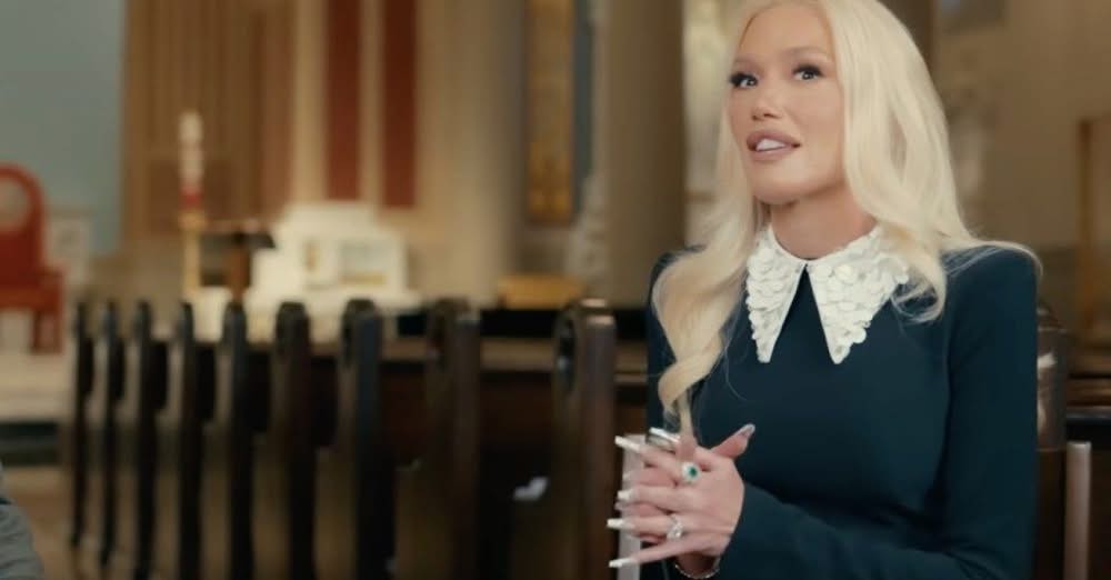 Gwen Stefani Reflects on 