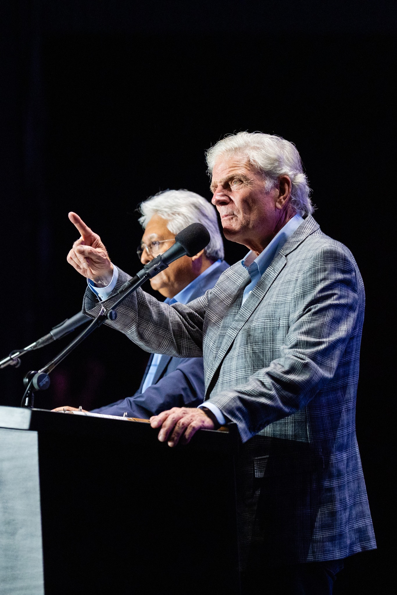 Franklin Graham Responds to Pope’s War Remarks, Cites King David in Defense of 