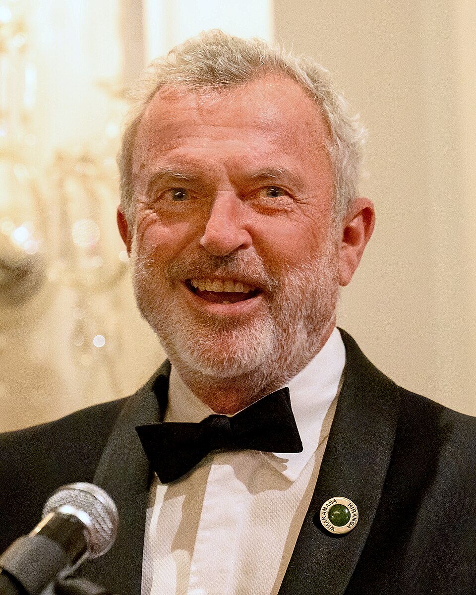 By New Zealand Government, Office of the Governor-General (Photo by Mark Tantrum/ http://marktantrum.com)