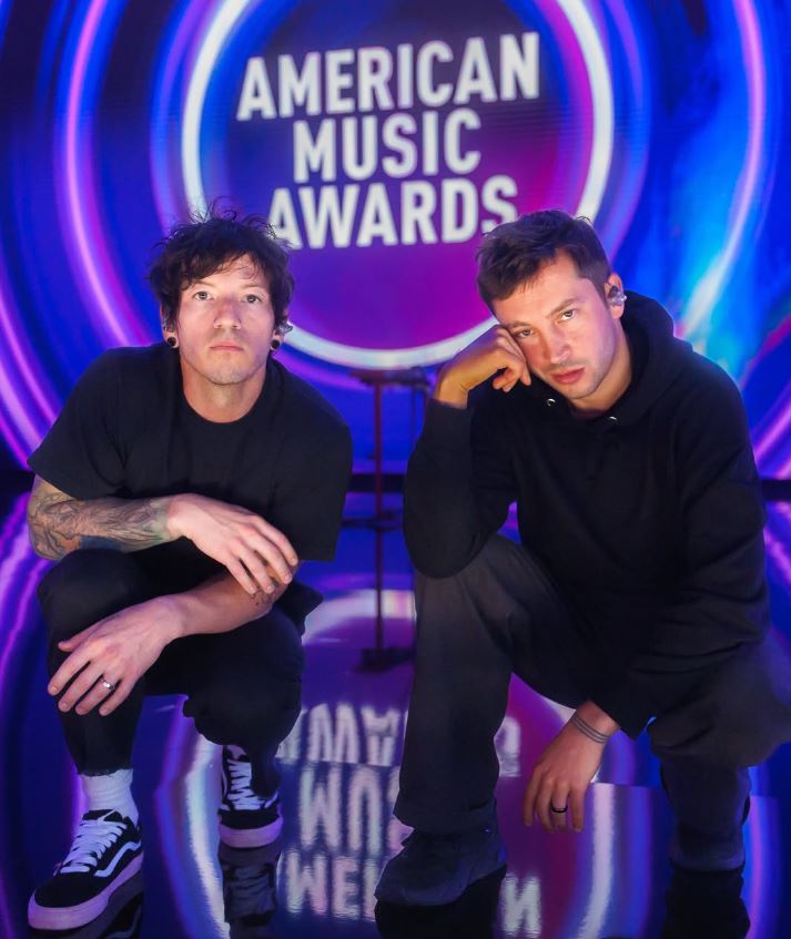 Photo Credit: amas/Instagram