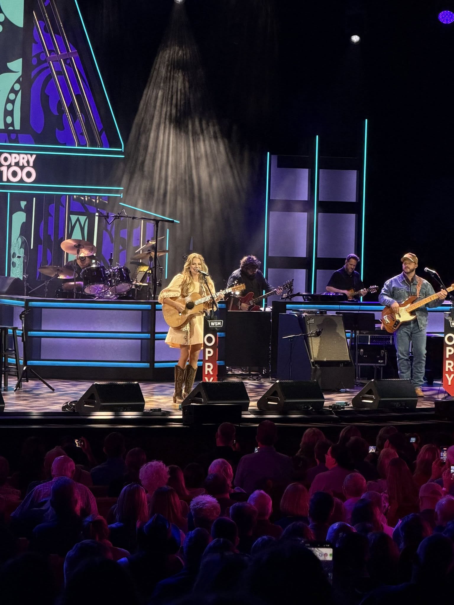 Carrie Underwood Surprises Fans at Hannah Harper’s Grand Ole Opry Debut With Viral “String Cheese” Duet