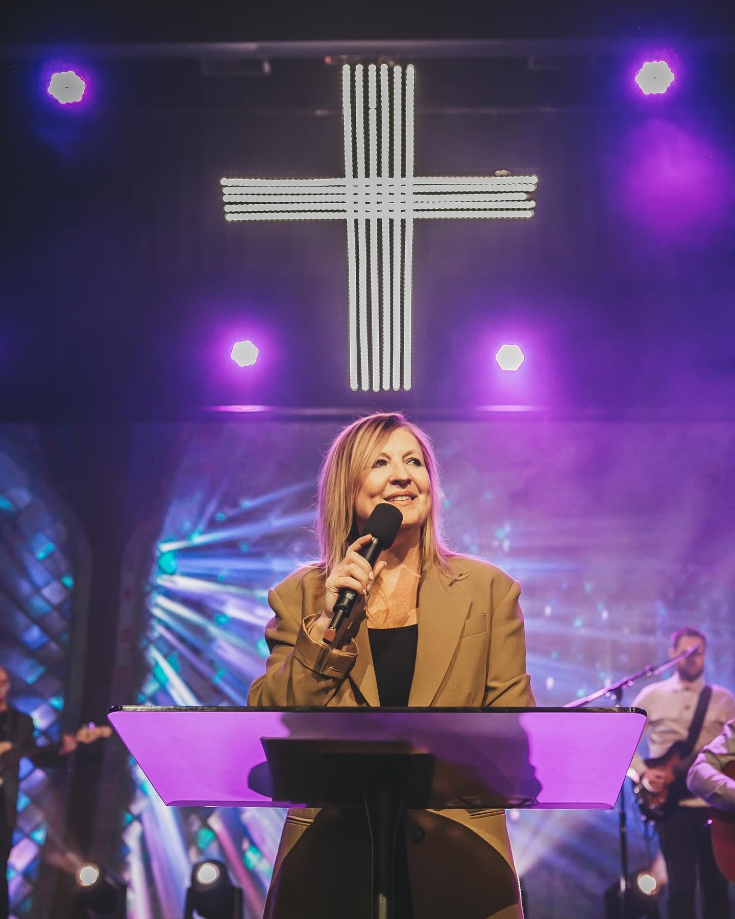 Darlene Zschech’s Daughter Zoe Cameron Featured on HopeUC’s New Single “Great Are You Lord”