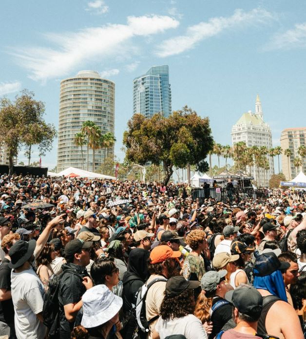 Photo Credit: vanswarpedtour/Instagram