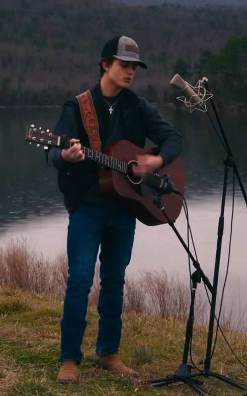 Country Singer Waylon Wyatt Returns to Stage After Life-Threatening Sepsis Battle