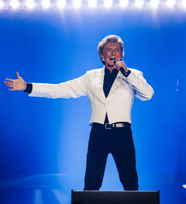 Photo Credit: barrymanilowofficial/Instagram