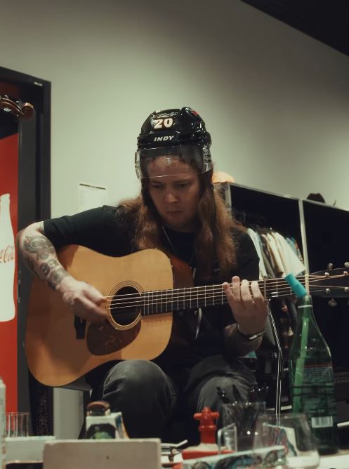 Photo Credit: billystrings/Instagram