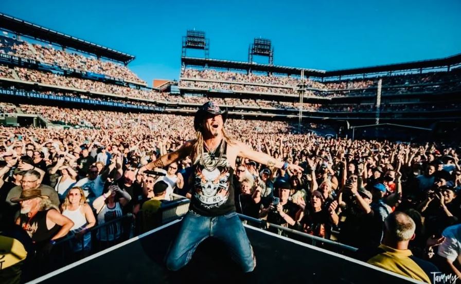 Photo Credit: bretmichaelsofficial/Instagram