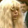 Amanda Bynes seemed to be disheveled, while she was arrested