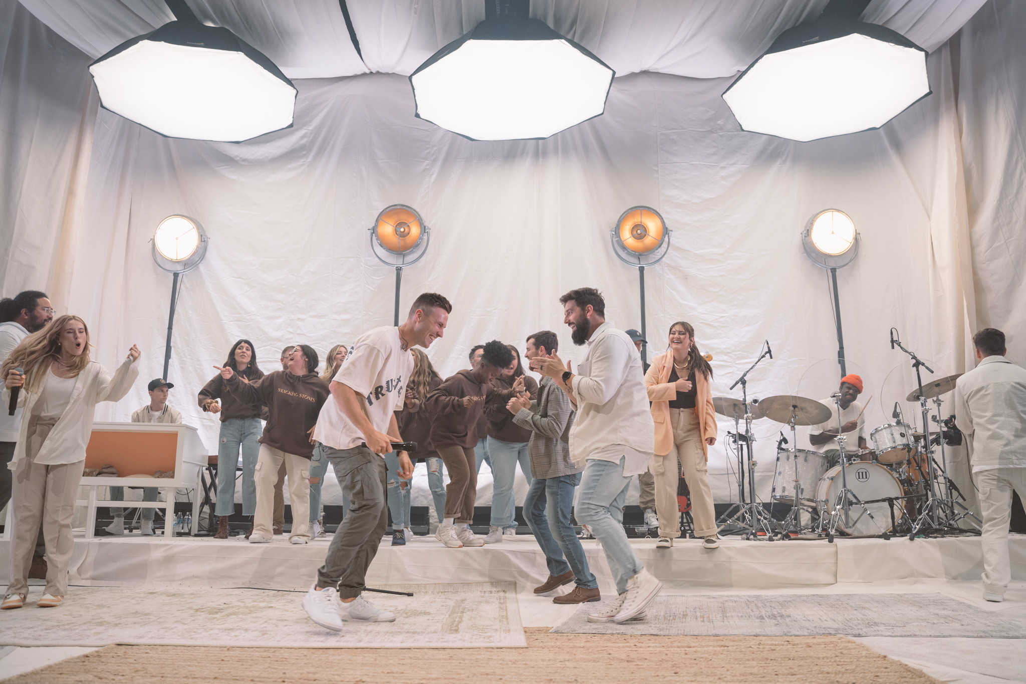 Lamb Upon The Throne --- Bridge Worship